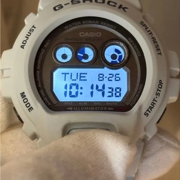 G-Shock White and Gray Digital Smartwatch